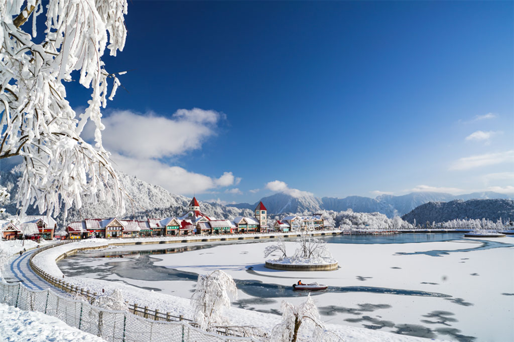 滑雪場(chǎng)